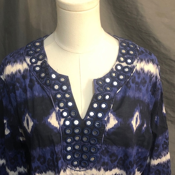 Chico's Navy and White Tunic with Patterned Design - Picture 3 of 9